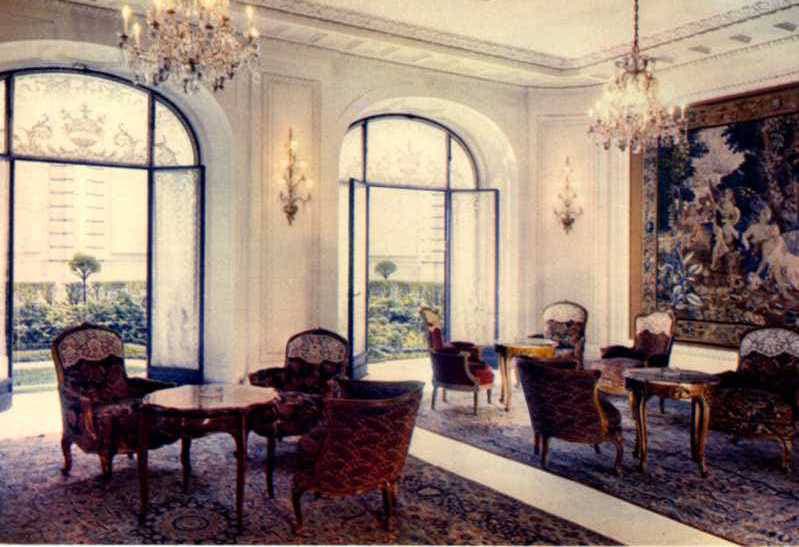 Le Bristol — Grand Salon opening on the garden, archival photograph